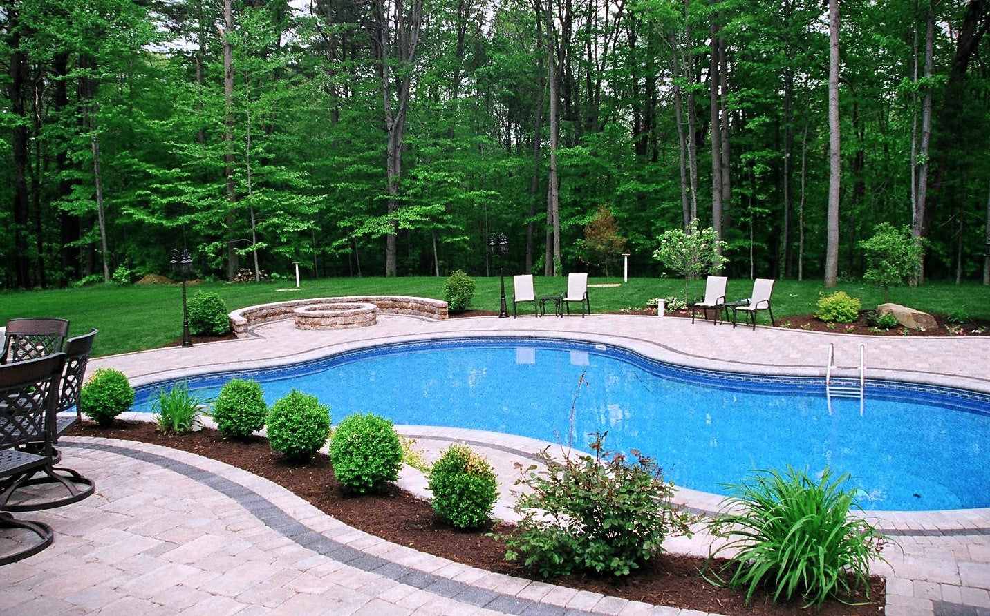 Fire Pits & Outdoor Spaces